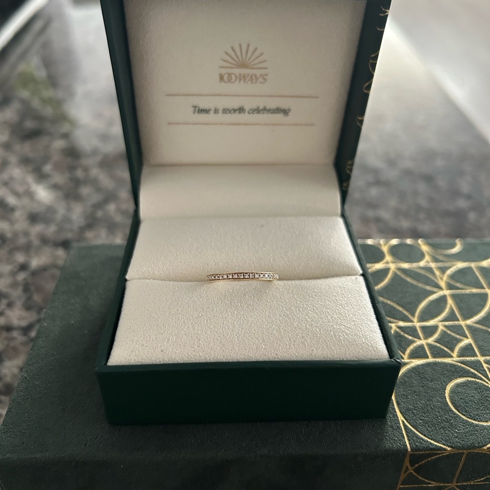 Diamond band ring